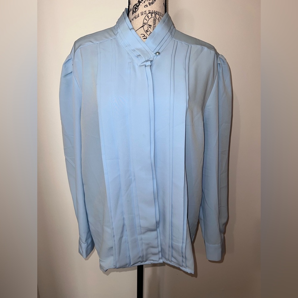 Vintage Joanna Pastel Blue Pleated Secretary Blouse Pearl Accent Size Large